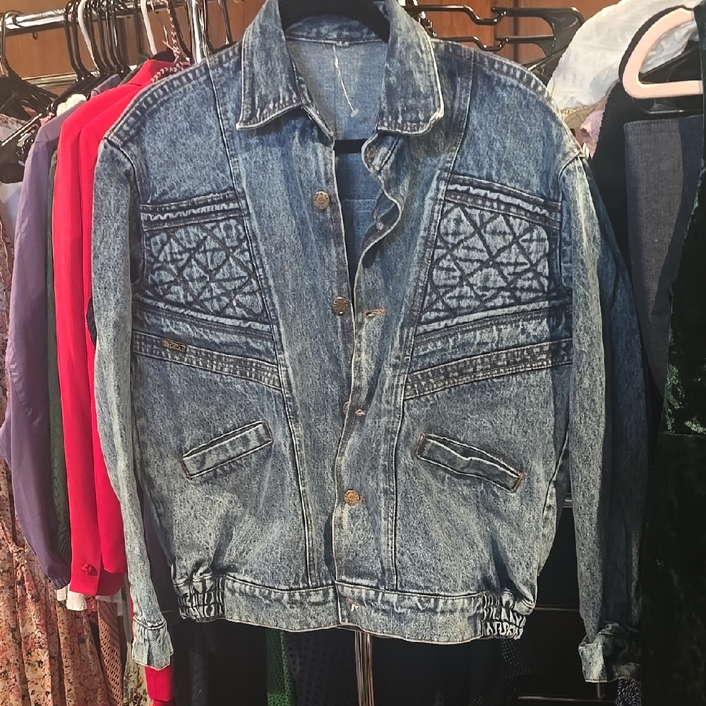Vintage Blue Denim Jacket blackcat label size m l Kin